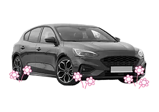 Um einen Ford Focus sind verschiedene Blumen am Blühen.